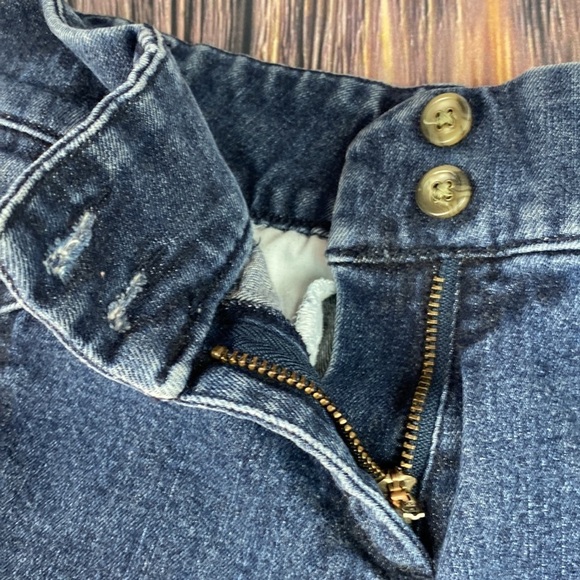 Jean Shorts - Picture 9 of 11